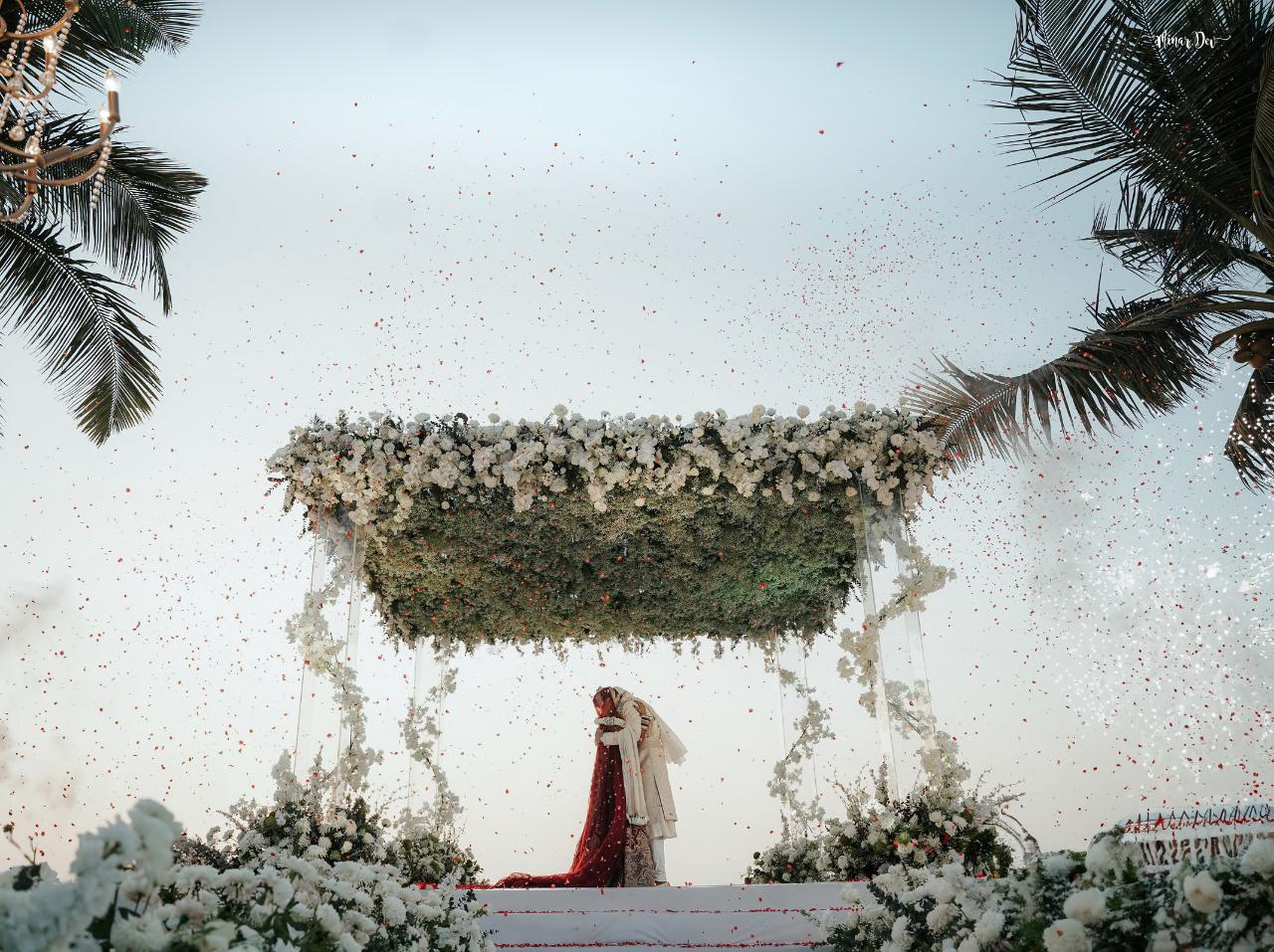 Rhea & Aneesh — wedding at Holiday Inn, Goa